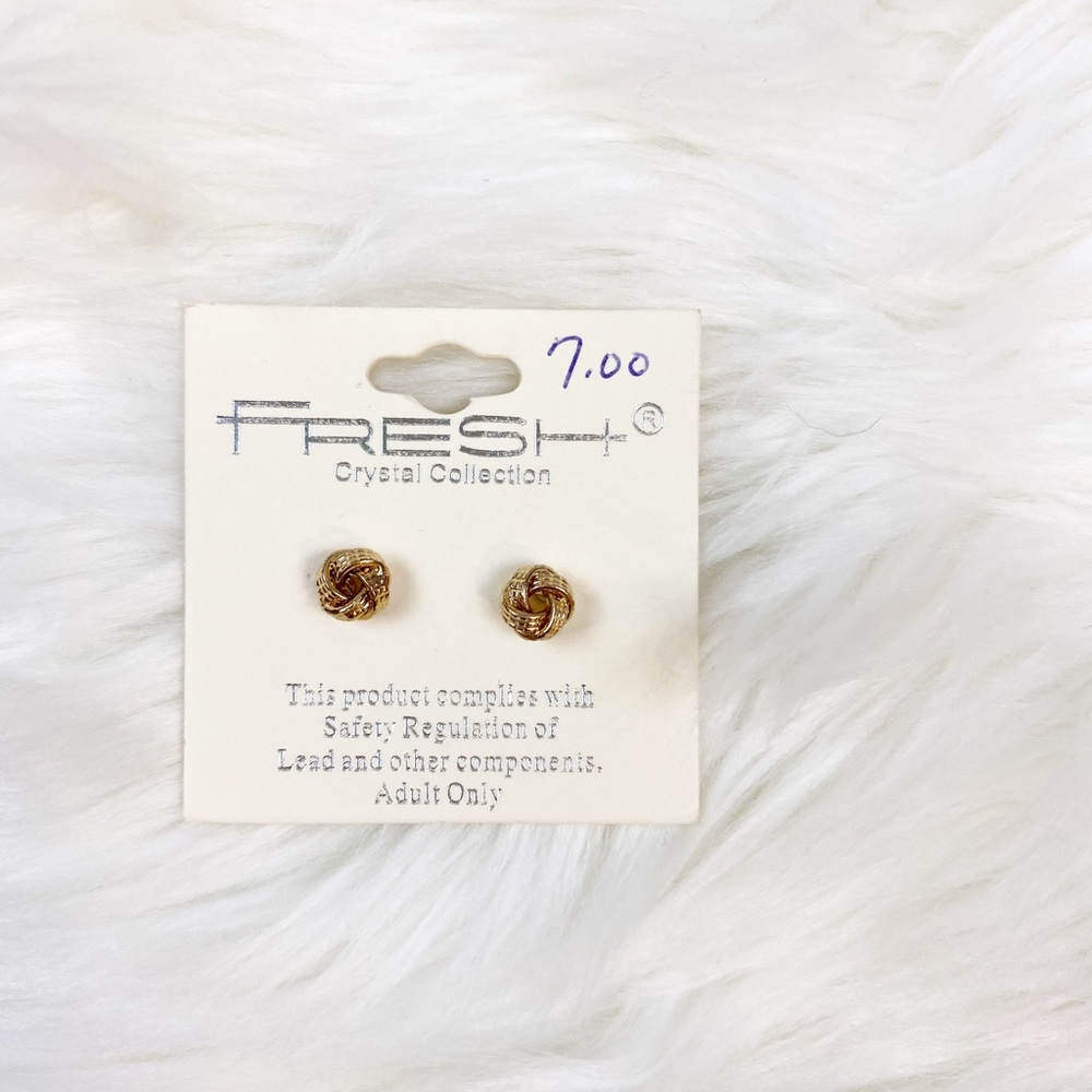 Gold Knot Minimalist Stud Earrings NWT